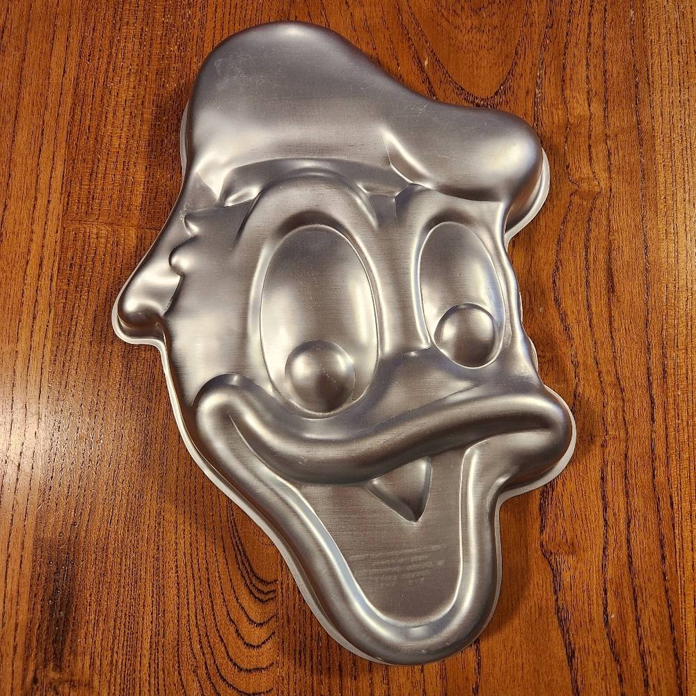 1974 Donald Duck Wilton Cake Pan in Box Vintage Donald Duck Birthday Cake Pan - Picture 2 of 16